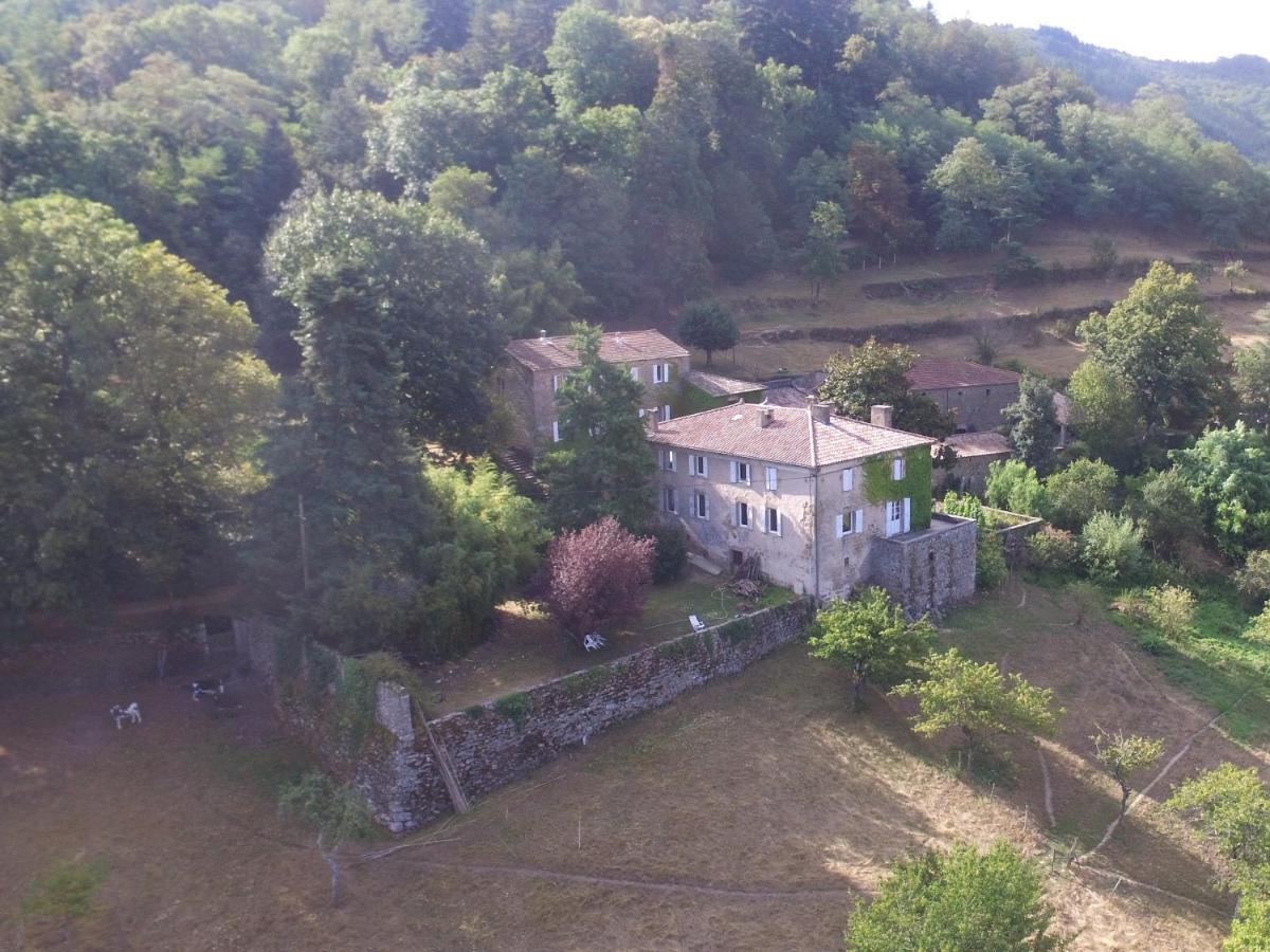 Le Hameau De Robert Bed & Breakfast Boucieu-Le-Roi Exterior photo